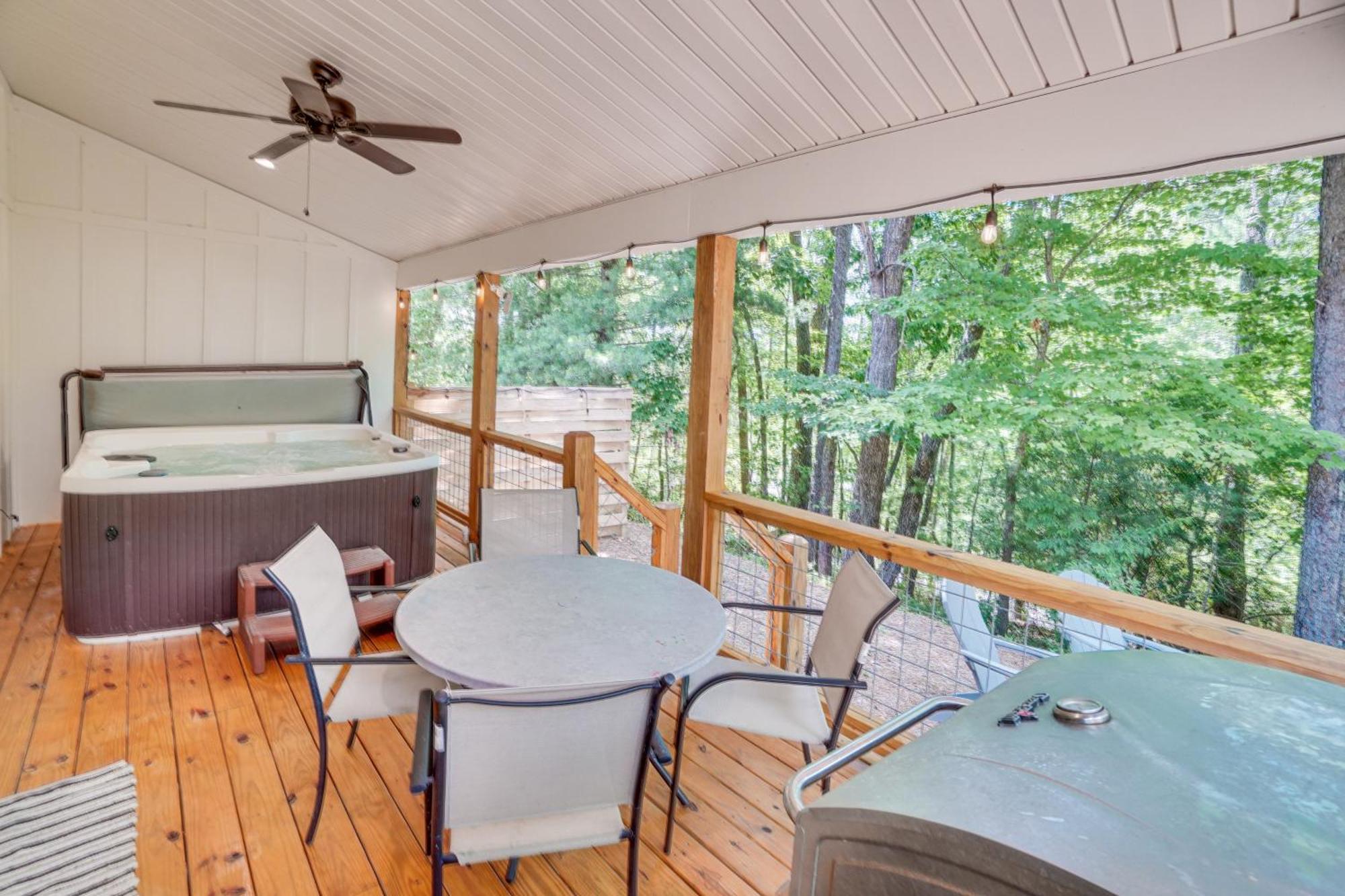 Vila Stunning Helen Getaway With Hot Tub And Ev Charger! Exteriér fotografie
